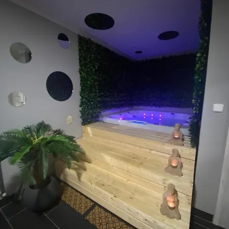 Wellness Karolina Apartment *