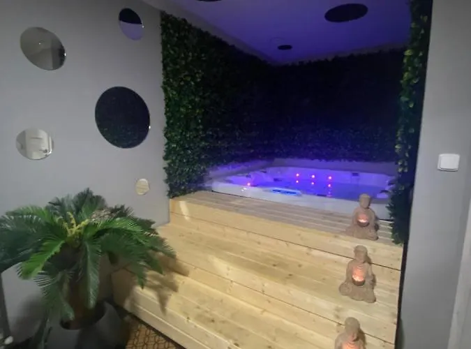 Wellness Karolina Apartament *