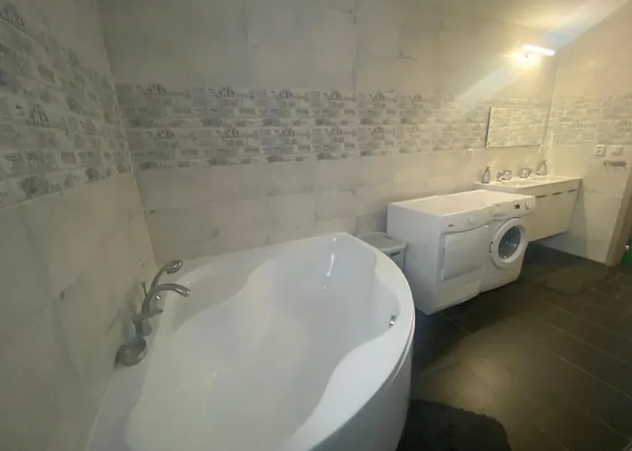 Wellness Karolina Apartament *